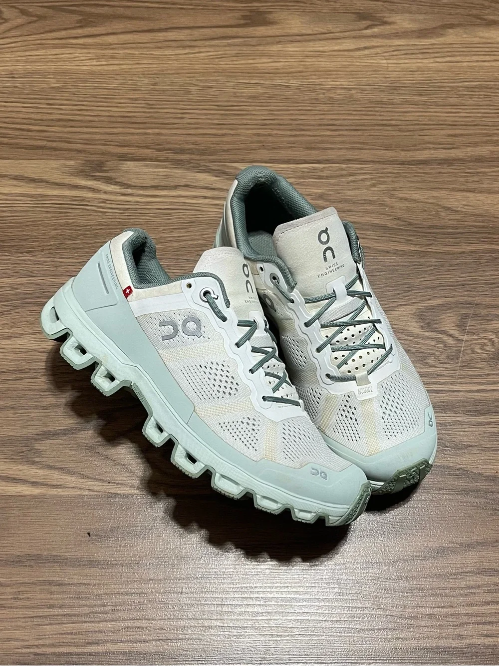 ON CLOUD Cloudventure Women's Running Shoe, Size 7.5, WATERPROOF